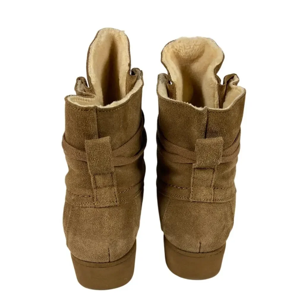Bearpaw Krista Suede Wool Blend Sheepskin Footbed Winter Boots Size 8